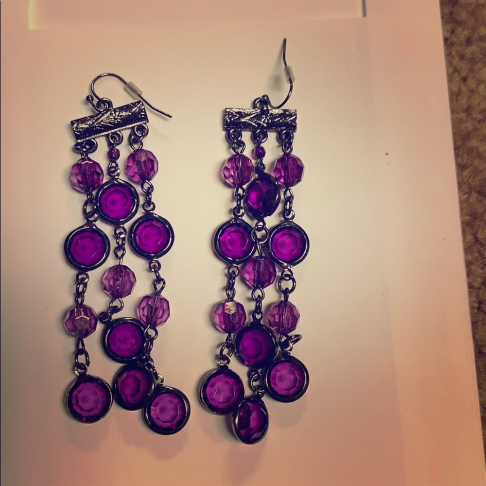 Chandelier earrings
